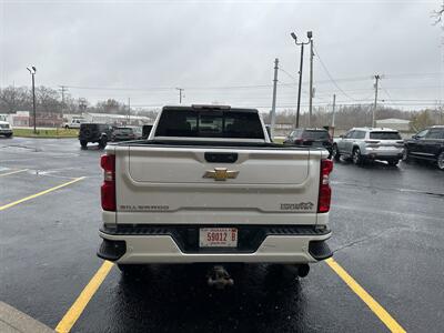 2022 Chevrolet Silverado 2500HD High Country   - Photo 4 - Elkhart, IN 46514