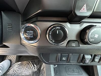 2019 Toyota Tacoma SR5 V6   - Photo 28 - Elkhart, IN 46514