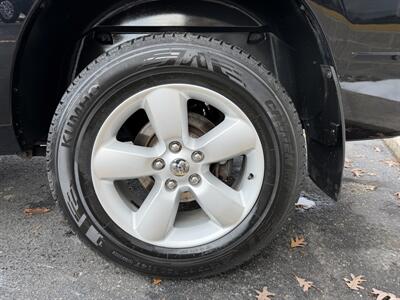 2014 RAM 1500 Express   - Photo 14 - Elkhart, IN 46514