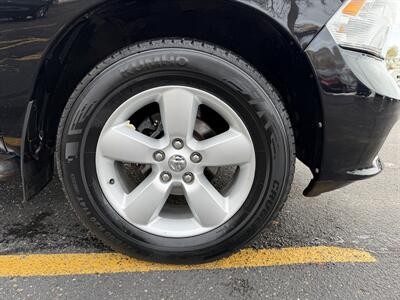 2014 RAM 1500 Express   - Photo 12 - Elkhart, IN 46514