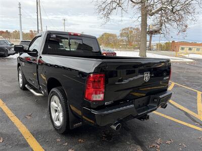 2014 RAM 1500 Express   - Photo 5 - Elkhart, IN 46514