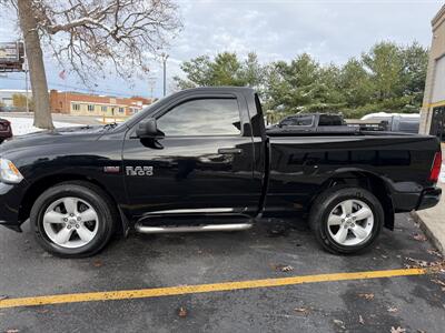 2014 RAM 1500 Express   - Photo 3 - Elkhart, IN 46514