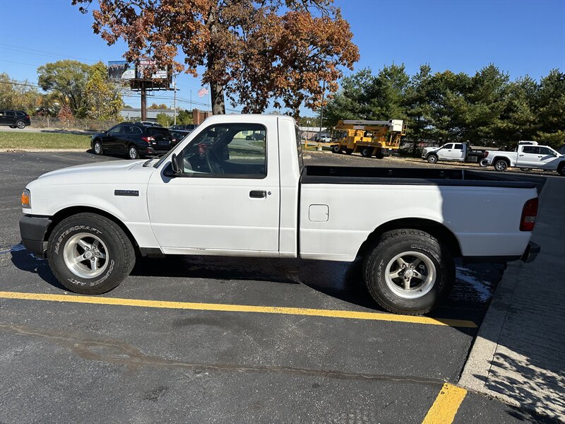 2011 Ford Ranger XL - Photo 3 - Elkhart, IN 46514