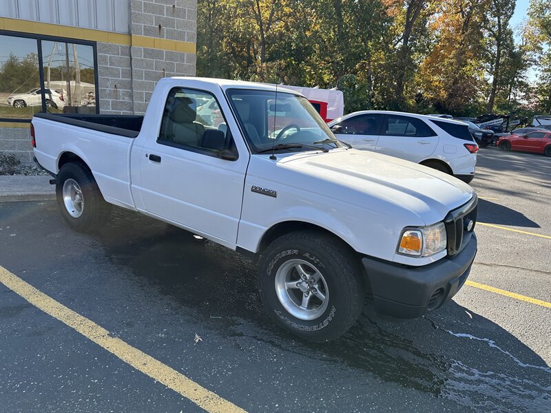 2011 Ford Ranger XL - Photo 10 - Elkhart, IN 46514