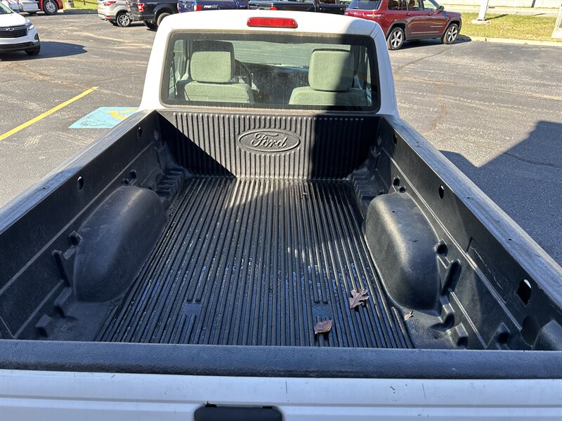 2011 Ford Ranger XL - Photo 7 - Elkhart, IN 46514