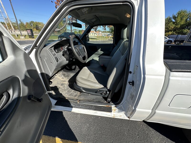 2011 Ford Ranger XL - Photo 15 - Elkhart, IN 46514