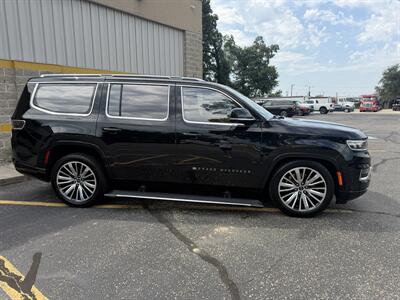 2022 Jeep Grand Wagoneer Series III   - Photo 9 - Elkhart, IN 46514