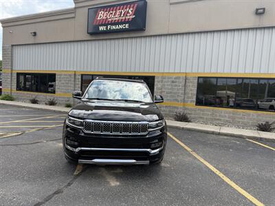 2022 Jeep Grand Wagoneer Series III   - Photo 12 - Elkhart, IN 46514