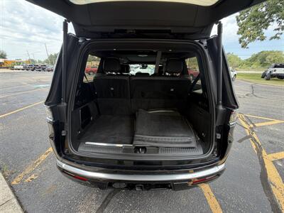 2022 Jeep Grand Wagoneer Series III   - Photo 16 - Elkhart, IN 46514
