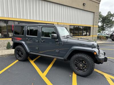 2017 Jeep Wrangler Unlimited Winter Edition   - Photo 10 - Elkhart, IN 46514