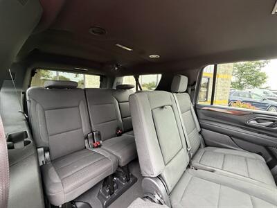 2022 GMC Yukon XL SLE   - Photo 16 - Elkhart, IN 46514