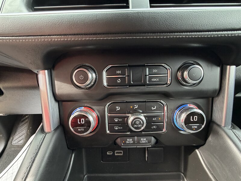 2022 GMC Yukon XL SLE - Photo 22 - Elkhart, IN 46514