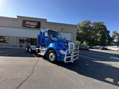 2016 Kenworth 680   - Photo 10 - Elkhart, IN 46514
