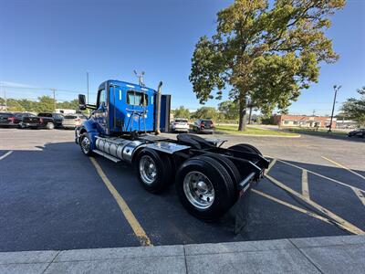 2016 Kenworth 680   - Photo 4 - Elkhart, IN 46514