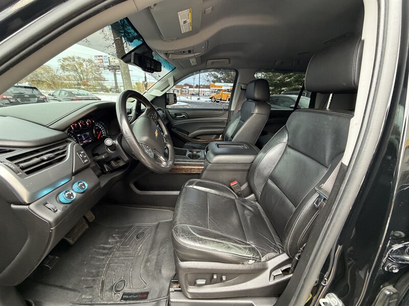 2017 Chevrolet Tahoe LT - Photo 16 - Elkhart, IN 46514