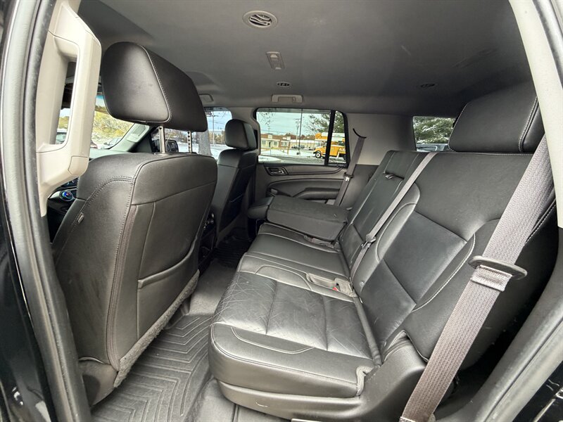 2017 Chevrolet Tahoe LT - Photo 14 - Elkhart, IN 46514