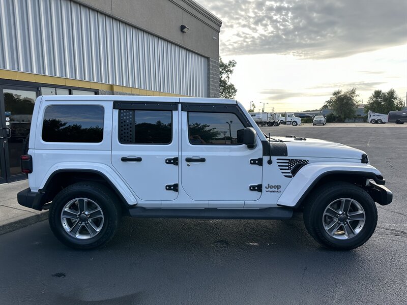 2020 Jeep Wrangler Unlimited Sahara photo 6