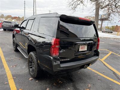 2017 Chevrolet Tahoe LT - Photo 3 - Elkhart, IN 46514