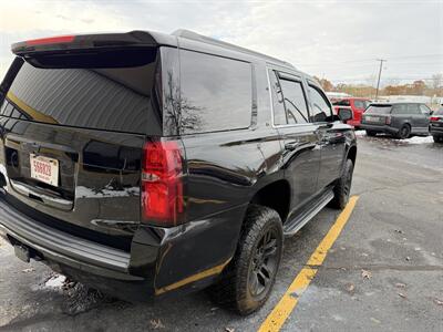 2017 Chevrolet Tahoe LT - Photo 6 - Elkhart, IN 46514