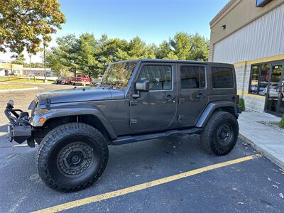 2017 Jeep Wrangler Unlimited Sahara - Photo 2 - Elkhart, IN 46514
