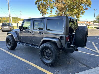2017 Jeep Wrangler Unlimited Sahara - Photo 4 - Elkhart, IN 46514