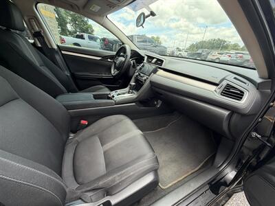 2018 Honda Civic EX-T - Photo 12 - Elkhart, IN 46514