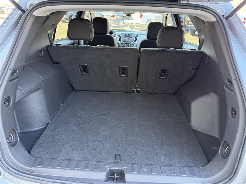 2024 Chevrolet Equinox LS - Photo 15 - Elkhart, IN 46514