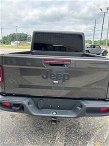 2020 Jeep Gladiator Sport   - Photo 6 - Elkhart, IN 46514