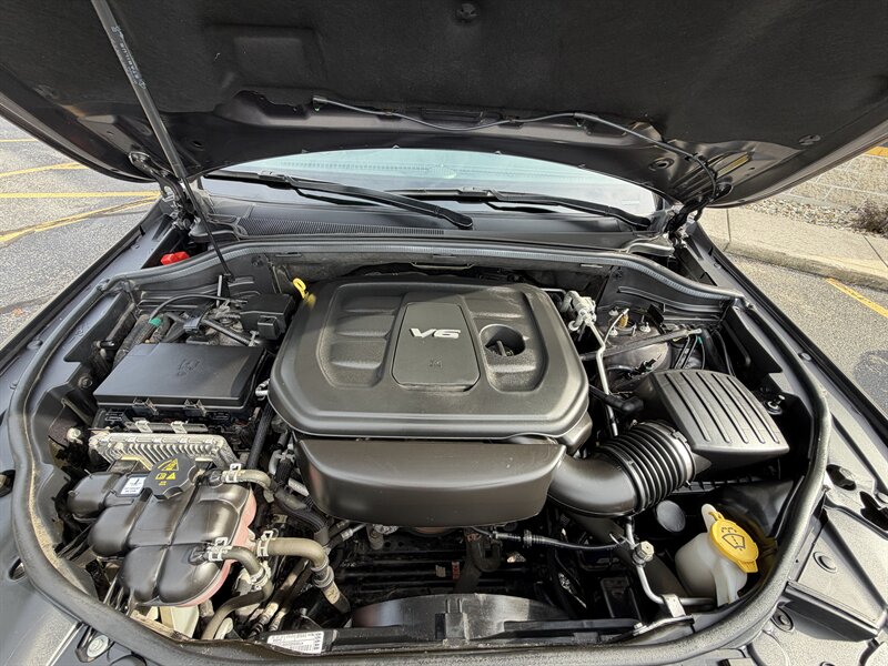 2018 Jeep Grand Cherokee Overland - Photo 25 - Elkhart, IN 46514