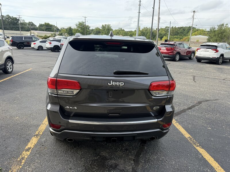 2018 Jeep Grand Cherokee Overland - Photo 6 - Elkhart, IN 46514