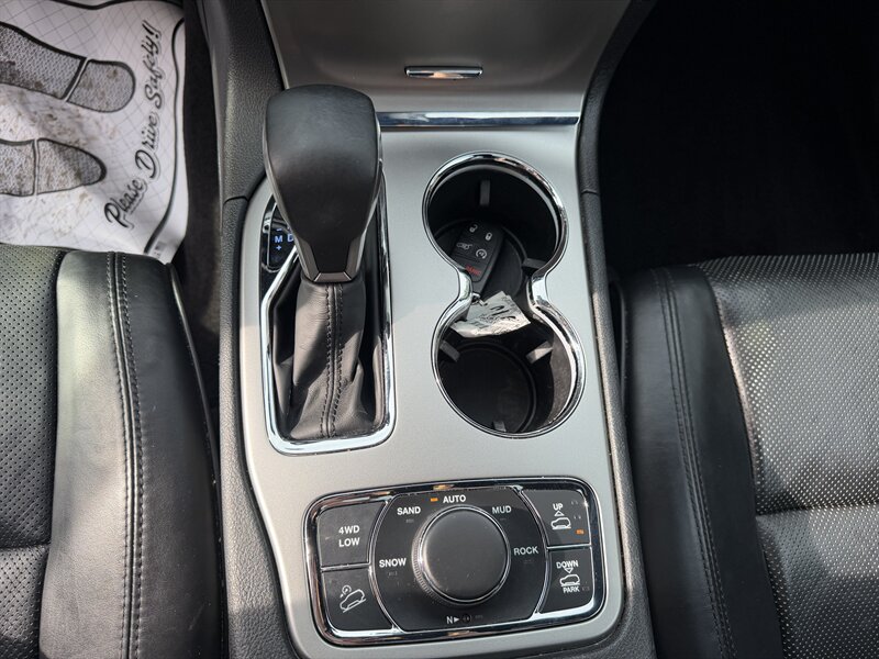 2018 Jeep Grand Cherokee Overland - Photo 22 - Elkhart, IN 46514