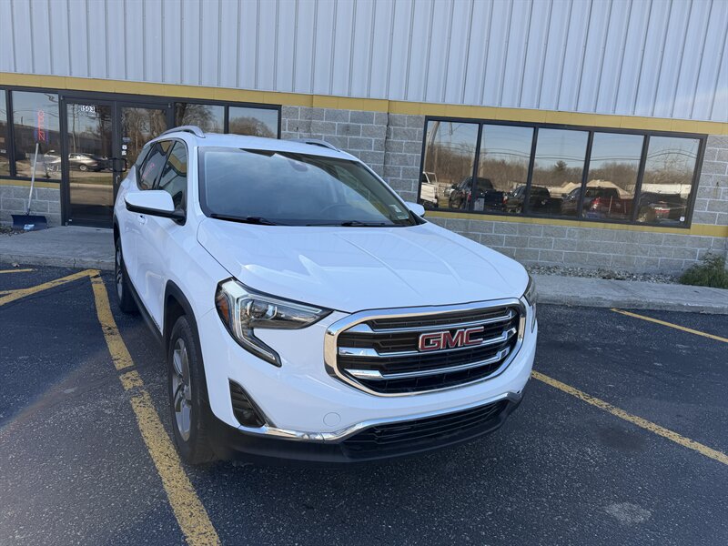 2020 GMC Terrain SLT - Photo 8 - Elkhart, IN 46514