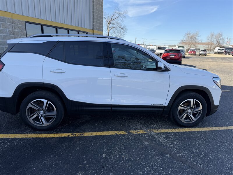 2020 GMC Terrain SLT - Photo 6 - Elkhart, IN 46514