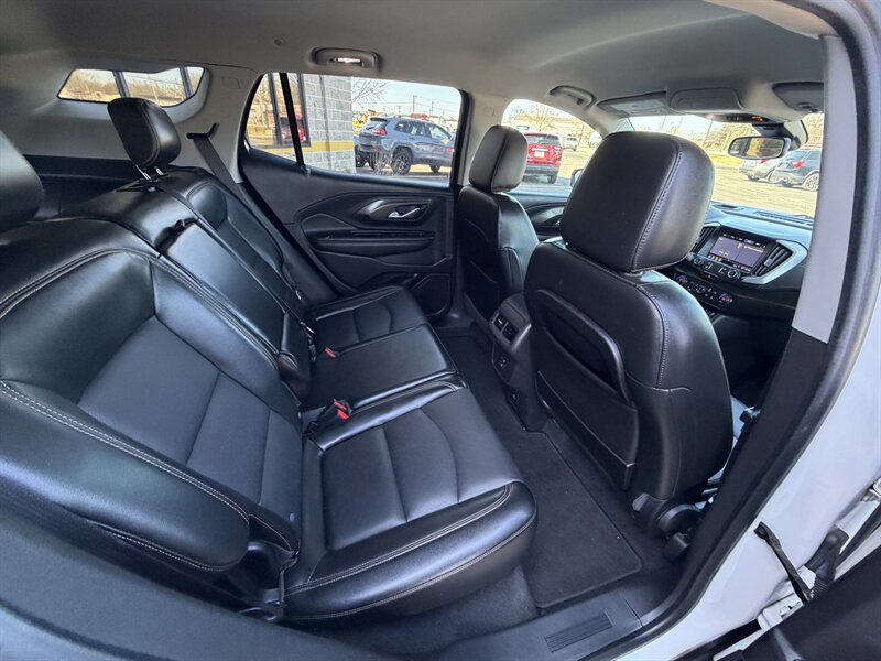 2020 GMC Terrain SLT - Photo 10 - Elkhart, IN 46514