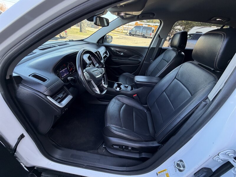 2020 GMC Terrain SLT - Photo 13 - Elkhart, IN 46514