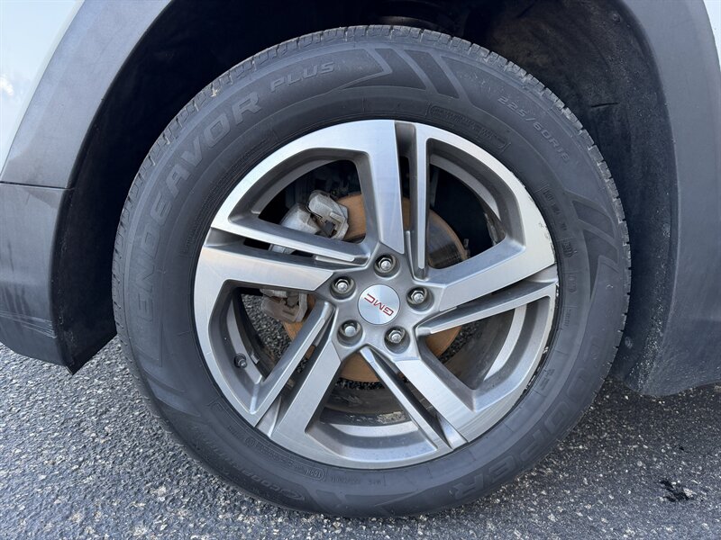 2020 GMC Terrain SLT - Photo 19 - Elkhart, IN 46514