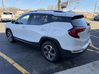 2020 GMC Terrain SLT - Photo 3 - Elkhart, IN 46514