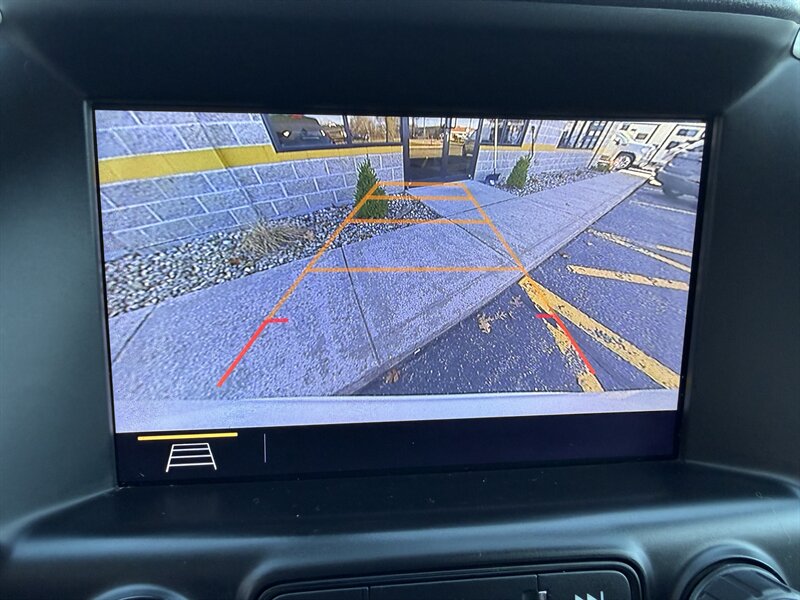 2020 GMC Terrain SLT - Photo 15 - Elkhart, IN 46514