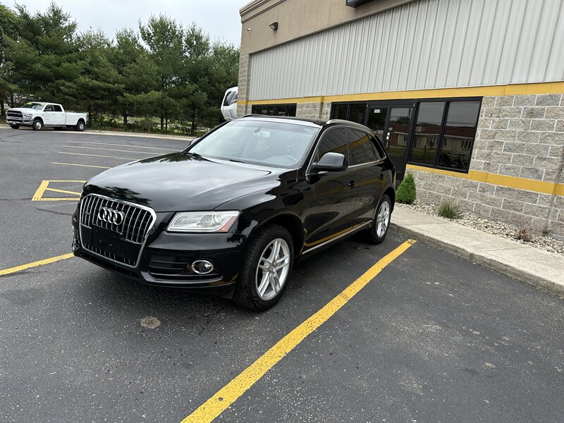 2014 Audi Q5 2.0T quattro Premium Plus - Photo 1 - Elkhart, IN 46514