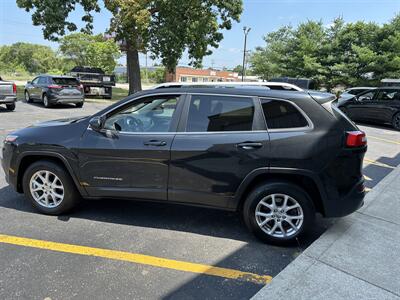 2015 Jeep Cherokee Latitude   - Photo 10 - Elkhart, IN 46514