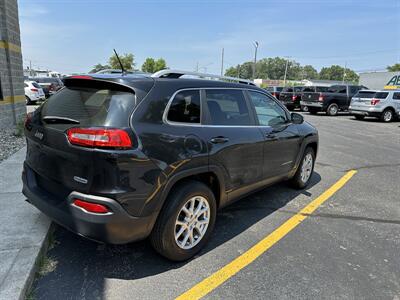 2015 Jeep Cherokee Latitude   - Photo 6 - Elkhart, IN 46514
