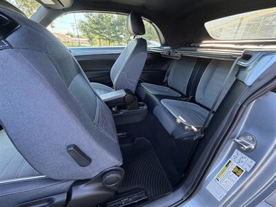 2016 Volkswagen Beetle Convertible 1.8T Denim - Photo 12 - Elkhart, IN 46514