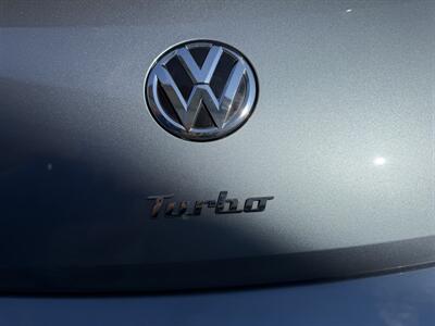 2016 Volkswagen Beetle Convertible 1.8T Denim - Photo 23 - Elkhart, IN 46514