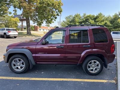 2003 Jeep Liberty Limited   - Photo 3 - Elkhart, IN 46514