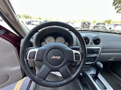 2003 Jeep Liberty Limited   - Photo 13 - Elkhart, IN 46514