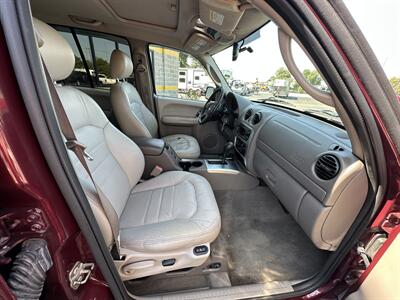 2003 Jeep Liberty Limited   - Photo 12 - Elkhart, IN 46514