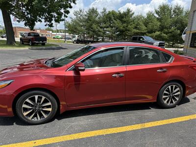 2016 Nissan Altima 2.5 SL   - Photo 4 - Elkhart, IN 46514