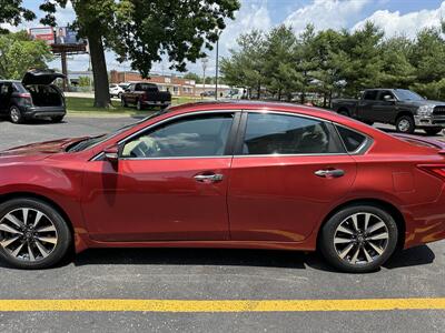 2016 Nissan Altima 2.5 SL   - Photo 5 - Elkhart, IN 46514