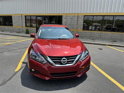 2016 Nissan Altima 2.5 SL   - Photo 17 - Elkhart, IN 46514