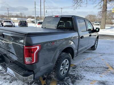 2017 Ford F-150 XLT   - Photo 18 - Elkhart, IN 46514